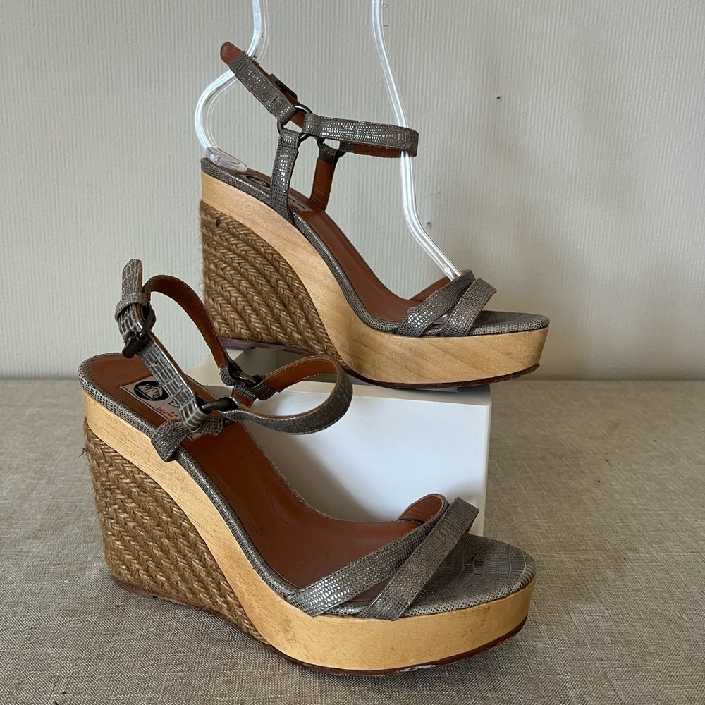 Lanvin Silver Pebble Leather Strappy Espadrille Wedge Ankle Strap // US 7